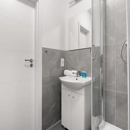 Wola Comfort #1 * Varsovie