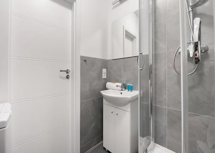 Wola Comfort #1 By Bookinghost * Warszawa