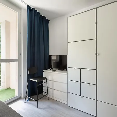 Wola Comfort #1 By Bookinghost