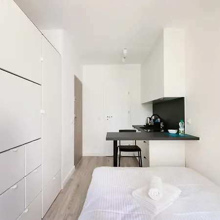 Διαμέρισμα Wola Comfort #1 By Bookinghost *